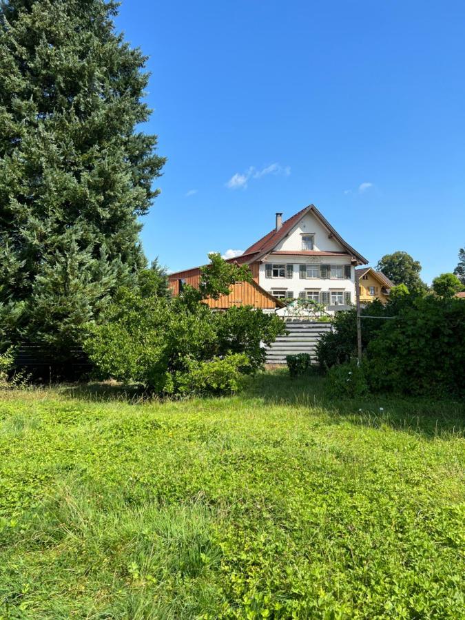 Orkhan Latifov Höchst Buitenkant foto